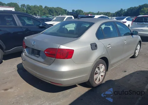2014 Volkswagen Jetta 1.8T Se z USA, uszkodzony, nr VIN 3VWD17AJ8EM284655